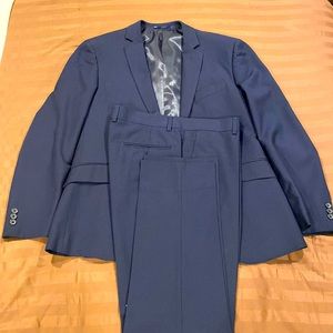 Giorgio Fiorelli Milano Italy / Navy Suit